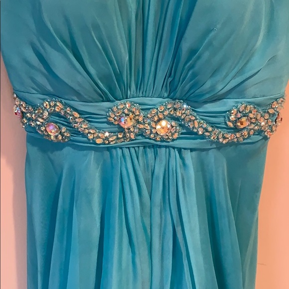 Prom dress. - Picture 5 of 6